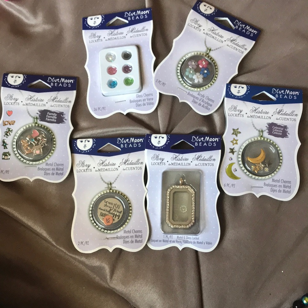 Story locket bundle